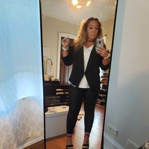 Meet your Posher, Sabrina